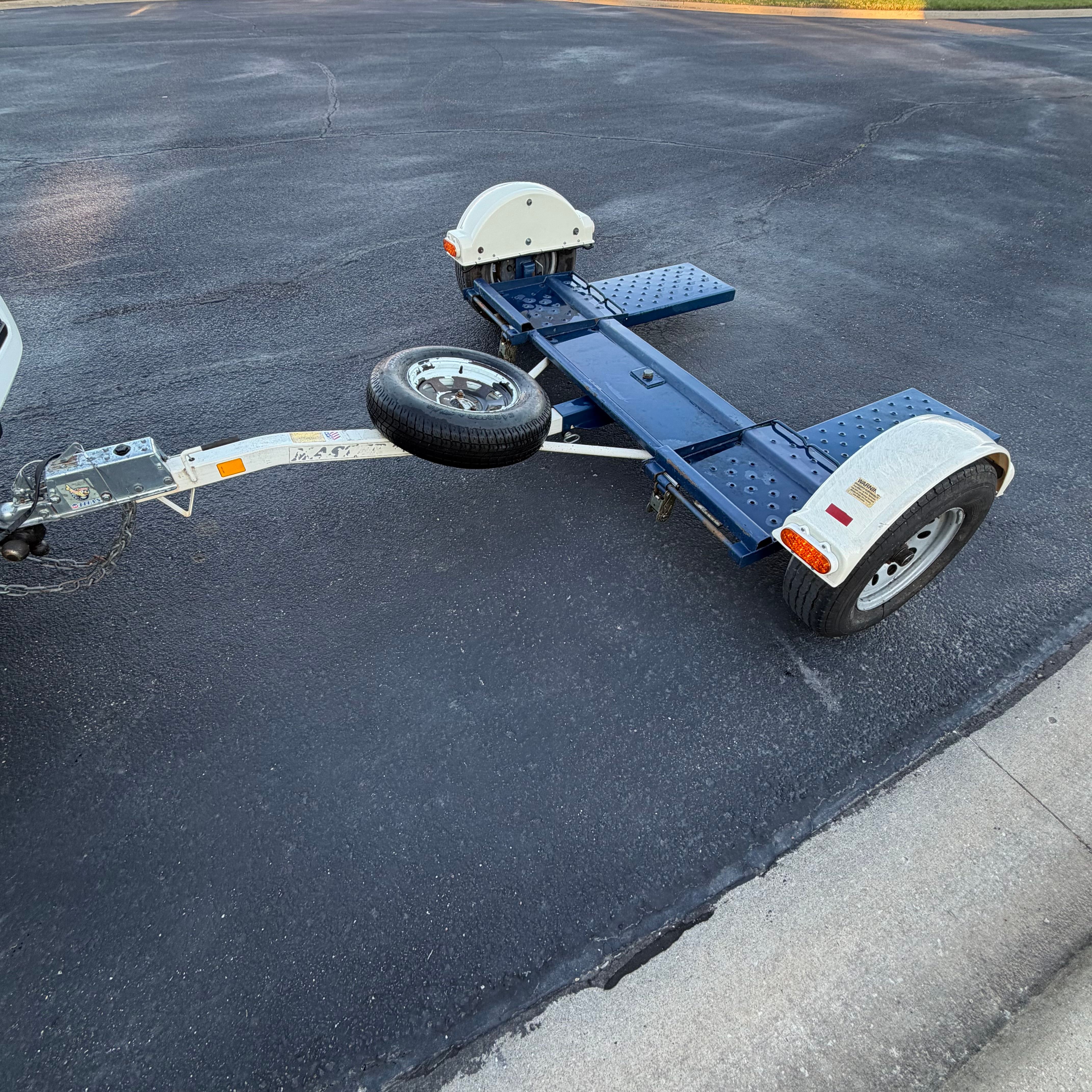2015 Tow Dolly - 10'L x 8'5"W x 2'5"H trailer rental in Owasso OK